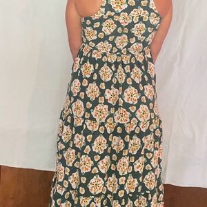 Floral Sleeveless Maxi Dress